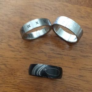 Set of 3. Stainless steel rings